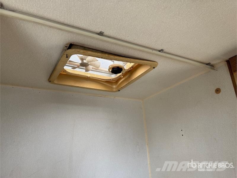  24 ft T/A Travel Trailer Otros remolques