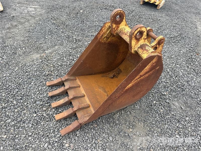  24 in Digging Backhoe Rear Bucket Skovle