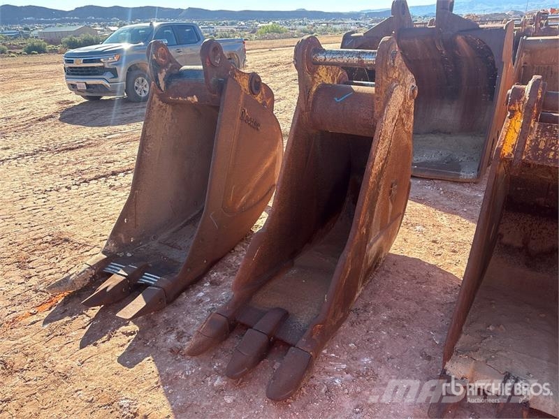 24 in Digging Excavator Bucket دلاء