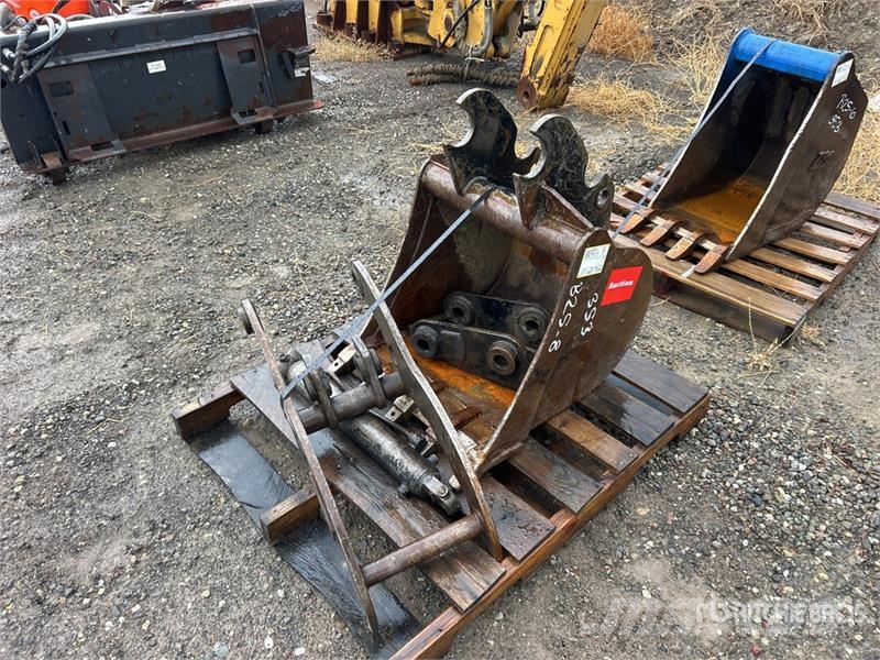  24 in Digging Excavator Bucket Cucharones