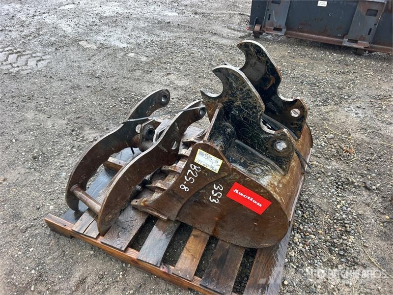 24 in Digging Excavator Bucket Cucharones