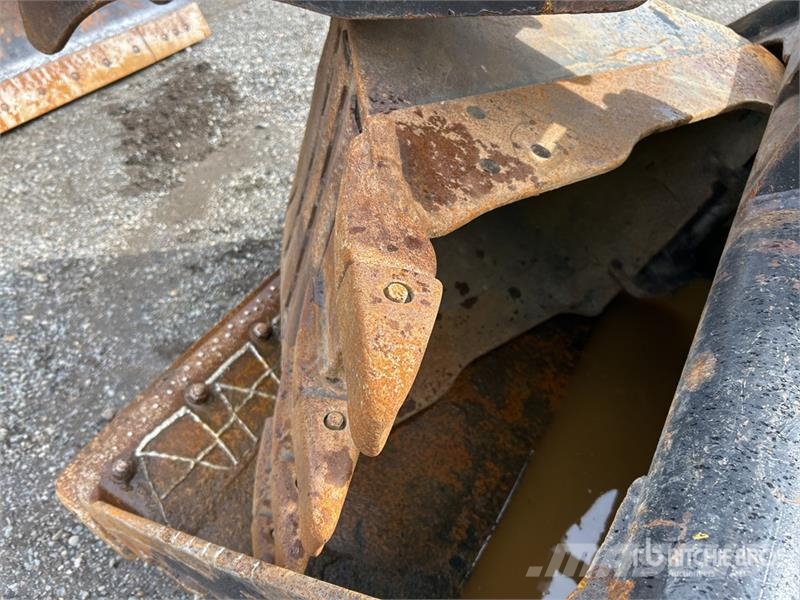 24 in Digging Excavator Bucket - Fits Cat 308E2CR Žlice