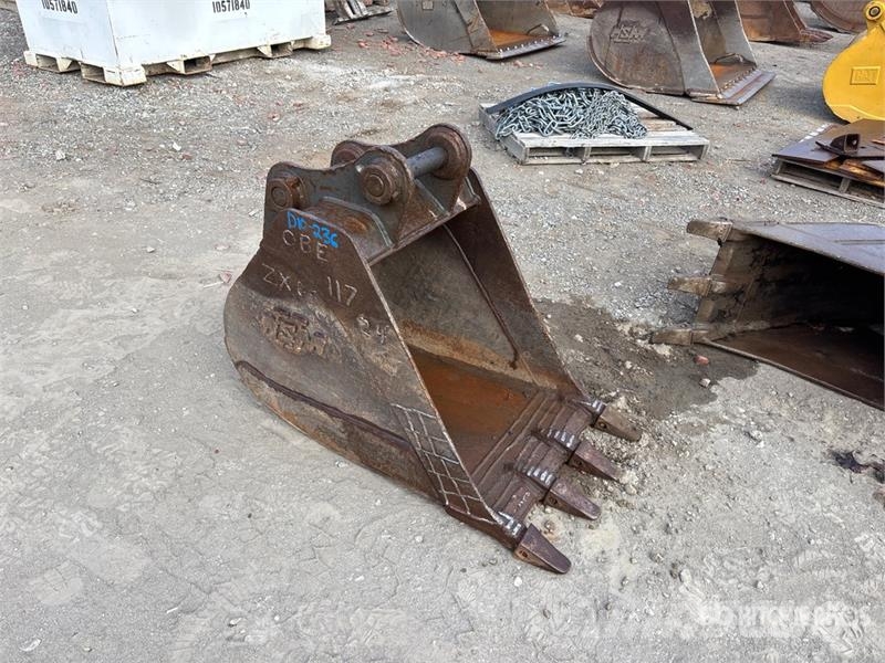  24 in Digging Excavator Bucket - Fits Hitachi 85 Cucharones