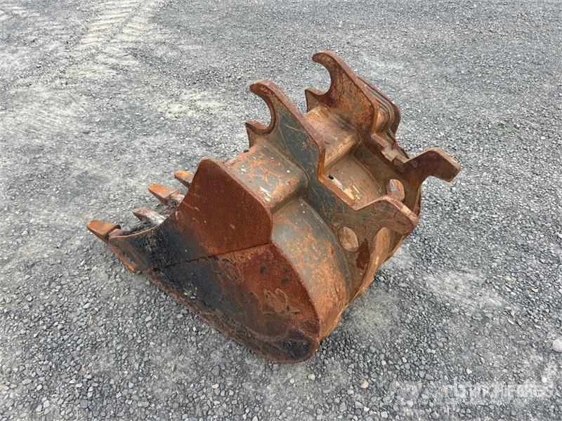  24 in Digging Excavator Bucket - Fits Hitachi 60US Skovle