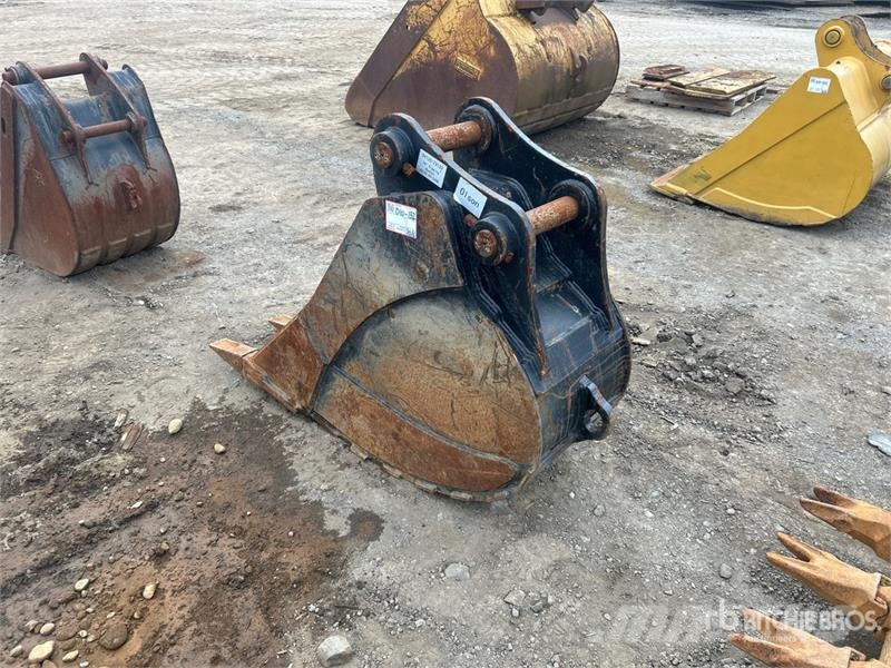24 in Digging Excavator Bucket - Fits SY135, ZX120 Ковши