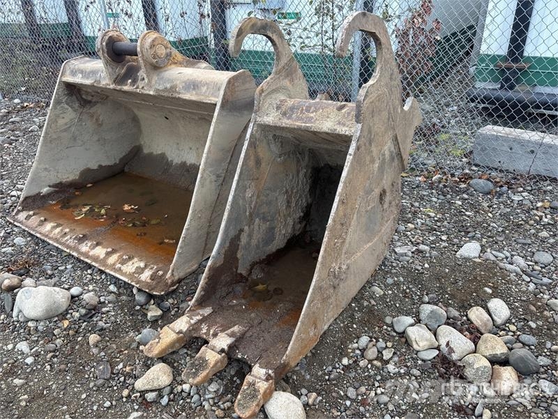  24 in Q/C Digging Excavator Bucket - Fits Cat 320 Žlice
