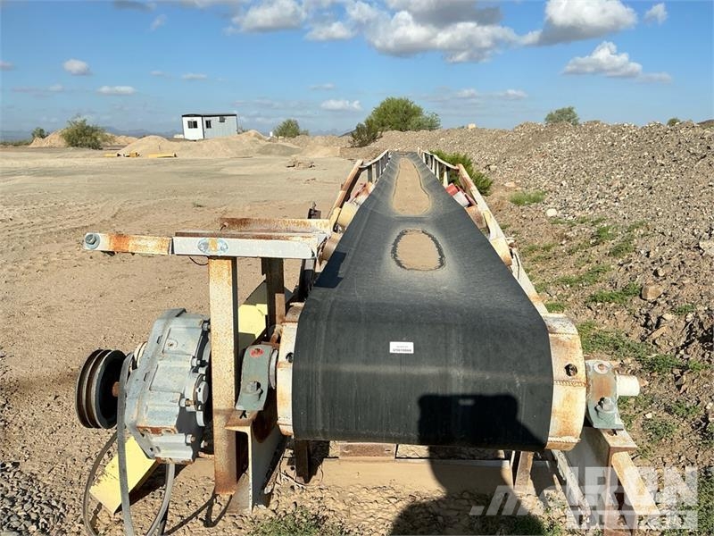 24 in x 44 ft Stationary Transfer Conveyor Belt (I Construcción - Otros