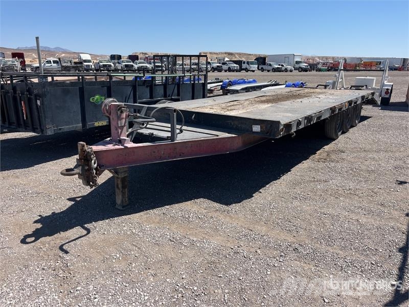 25 ft Tri/A Equipment Trailer Autovežių priekabos