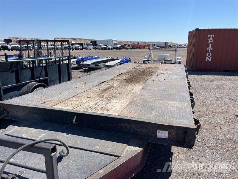 25 ft Tri/A Equipment Trailer Autovežių priekabos
