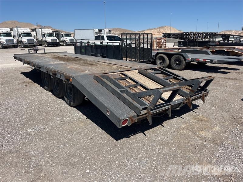 25 ft Tri/A Equipment Trailer Autovežių priekabos