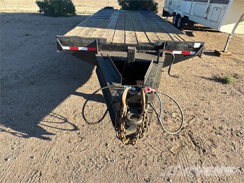  26 ft Tri/A Equipment Trailer Biltransporter henger
