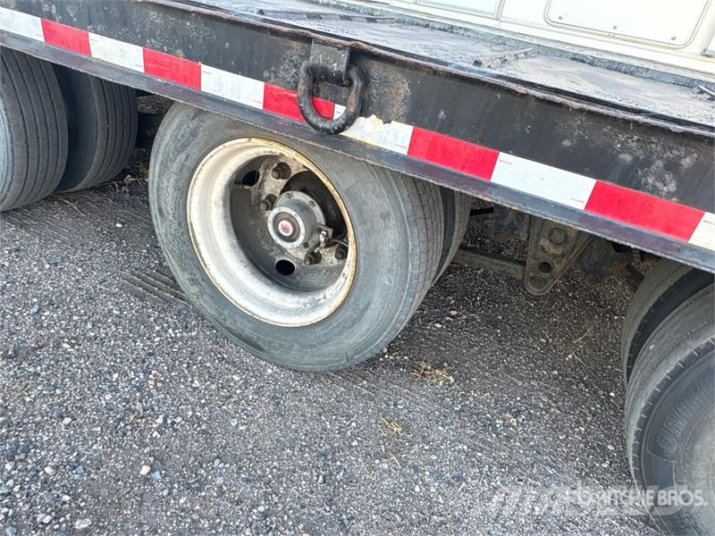  26 ft Tri/A Equipment Trailer Biltransporter henger