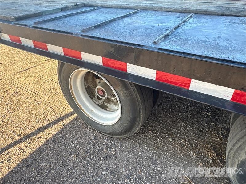  26 ft Tri/A Equipment Trailer Biltransporter henger