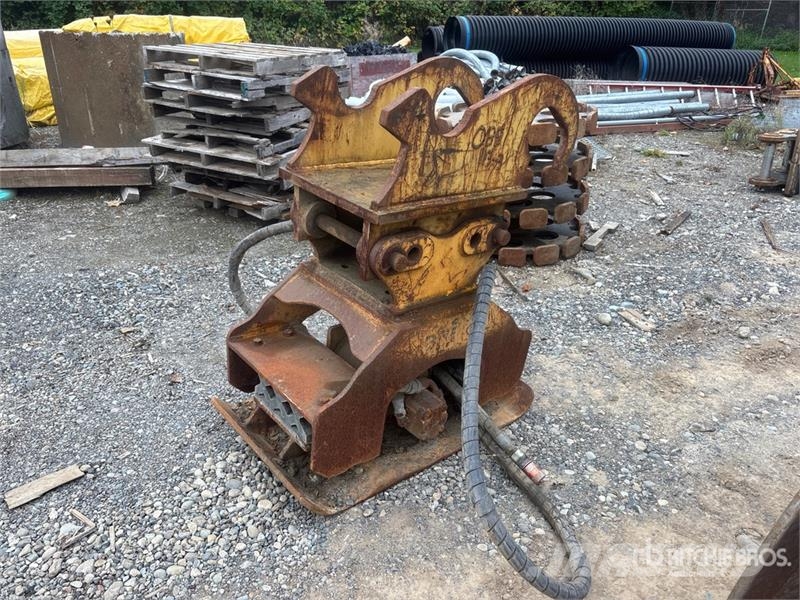 28 in Plate Compactor Attachment Trilmachines