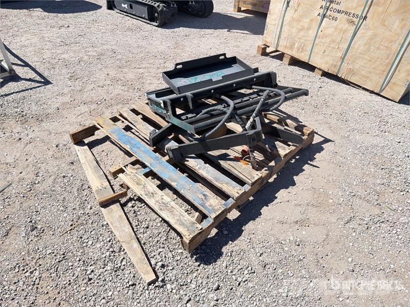 29 in Skid Steer Forks (Unused) Vilice