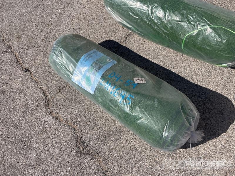  3.3 ft x 49.2 ft Artificial Grass Turf (Unused) Wciągarki, podnośniki i windy towarowe