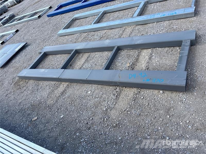  3 ft x 10 ft Forklift Pallet (Unused) Drugi deli