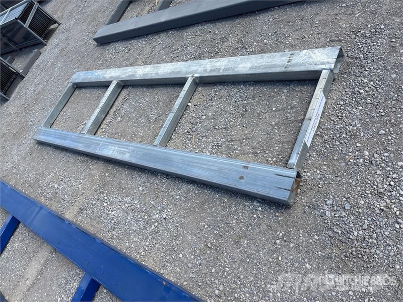  3 ft x 10 ft Forklift Pallet (Unused) Drugi deli