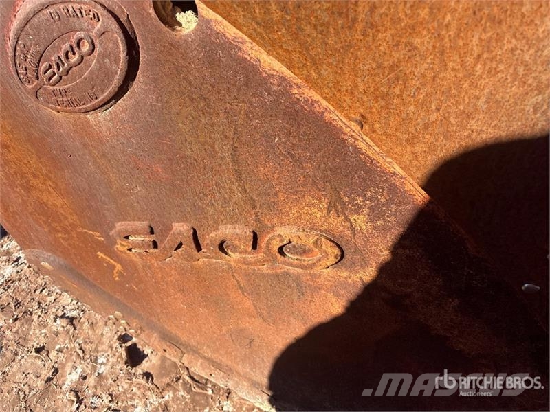30 in Digging Excavator Bucket دلاء