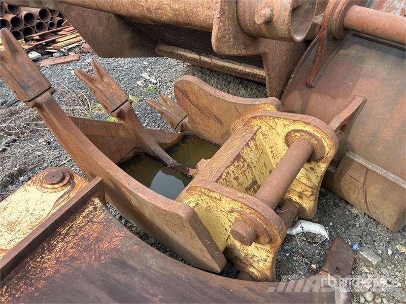30 in Digging Excavator Bucket دلاء