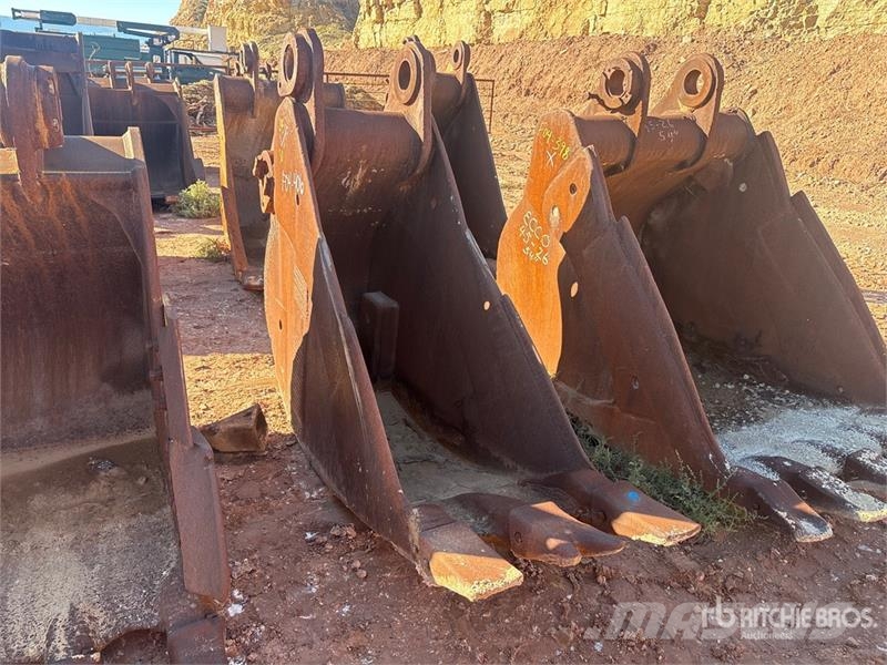 30 in Digging Excavator Bucket دلاء