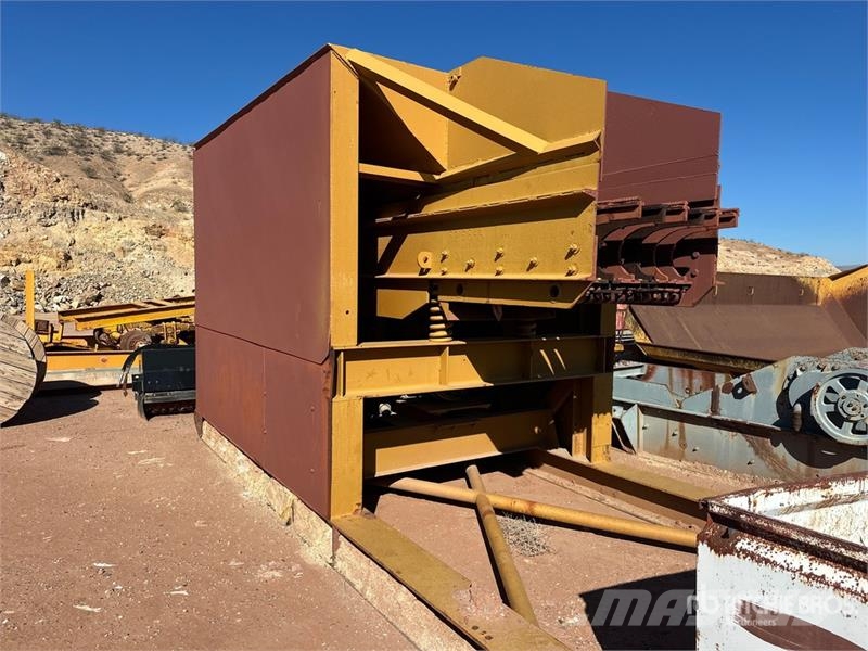  30 in x 12 ft 2 ft x 2 ft 10 in Grizzly Aggregate  معدات البناء - غير ذلك