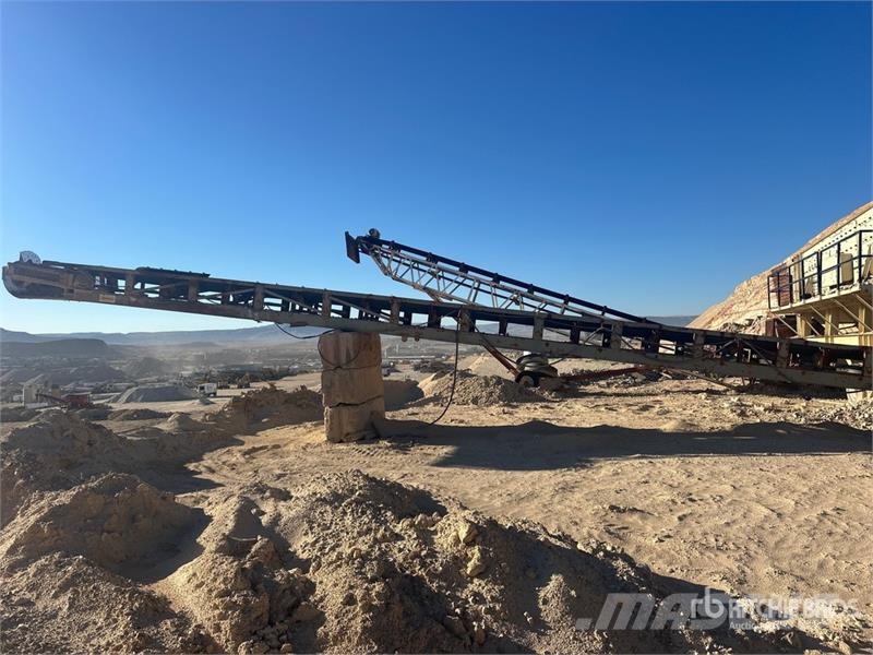 30 in x 52 ft Radial Stacking Conveyor Belt 建設機械 - その他