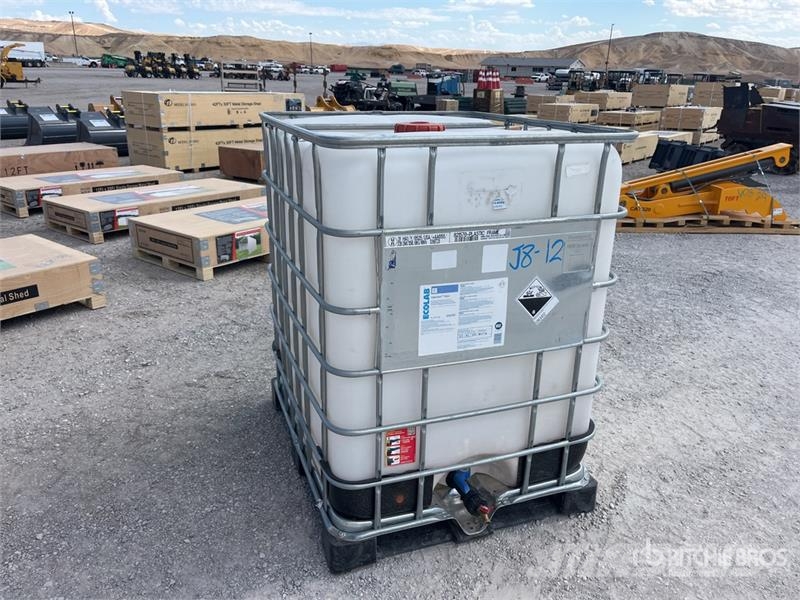 300 gal Skid Mounted Poly Chemical Tank Kraftstoff- und Zusatzstoffbehälter