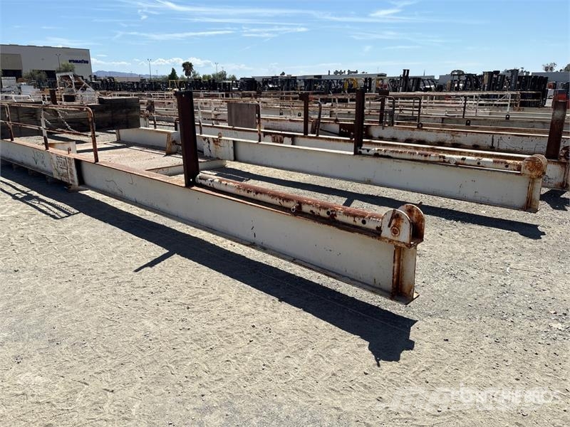 32 ft x 121 in Landing Platform Muu