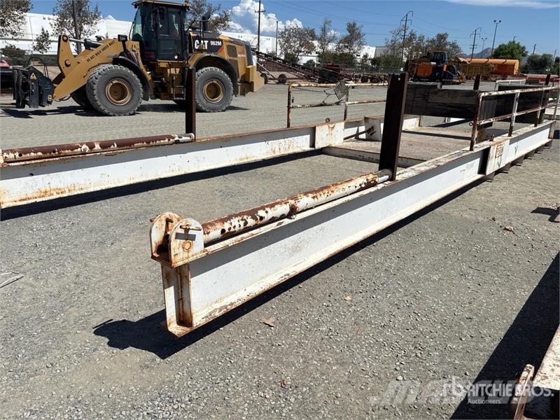 32 ft x 121 in Landing Platform Muu