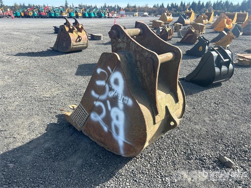  33 in Digging Excavator Bucket Baldes