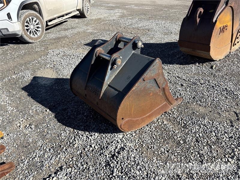 34 in Digging Excavator Bucket - Fits Bobcat E85 Žlice