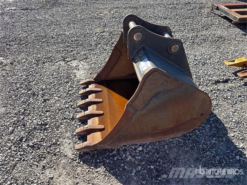 34 in Digging Excavator Bucket - Fits Bobcat E85 Žlice