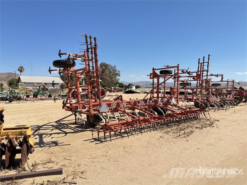  36 ft Chisel Plow Meißelgrubber