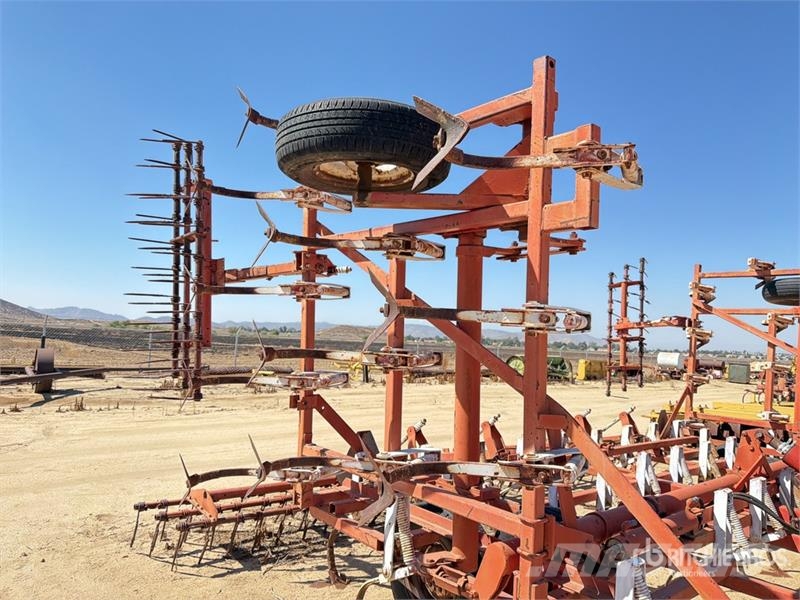  36 ft Chisel Plow Meißelgrubber