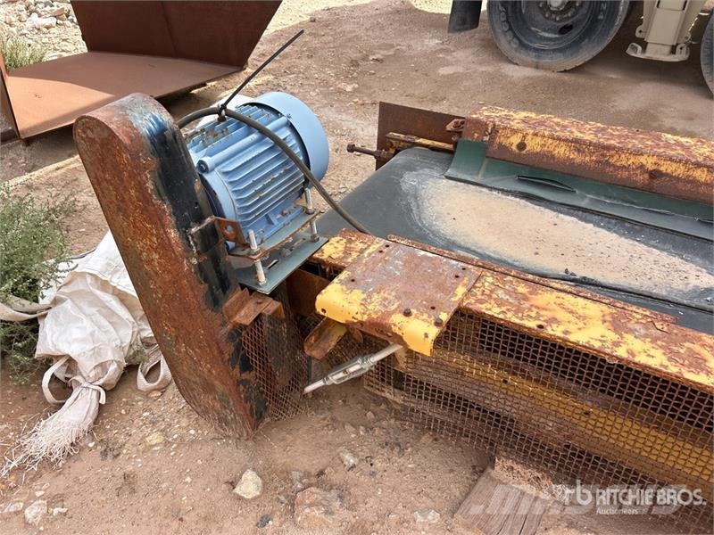 36 in x 21 ft Stationary Conveyor 建設機械 - その他