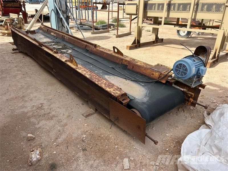 36 in x 21 ft Stationary Conveyor 建設機械 - その他
