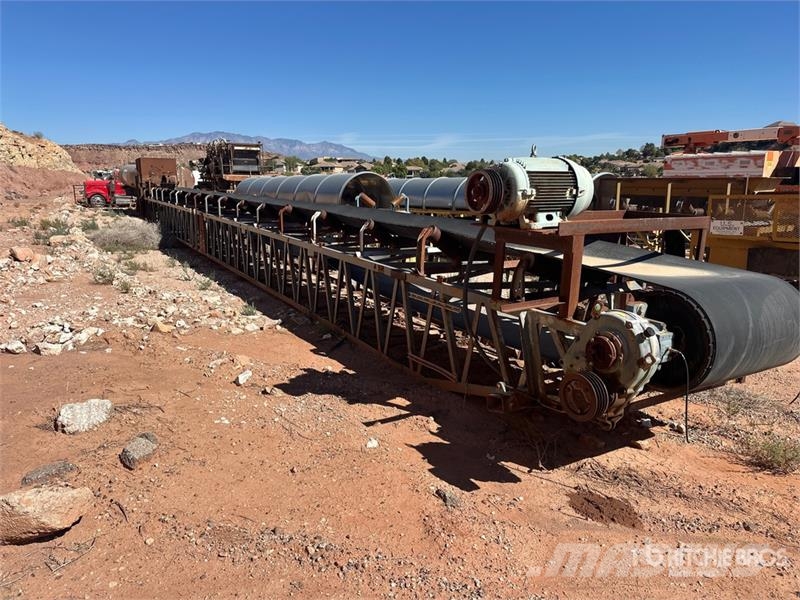 36 in x 84 ft Stationary Radial Stacking Conveyor 建設機械 - その他