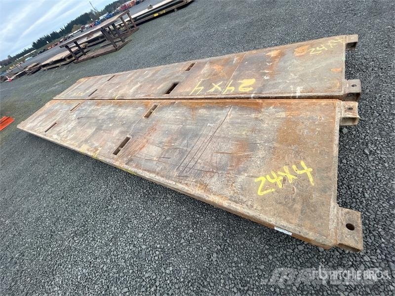  4 ft 1.75 in x 23 ft 11.75 in ( in Wall) Trench Sh Rezervni delovi i oprema za bušenje
