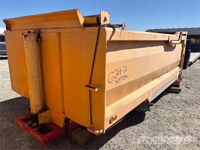 4 ft 6 in Truck Dump Body Tipper trucks