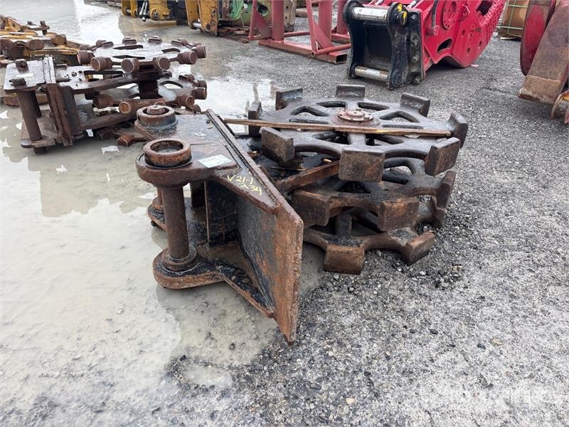  40 in Compaction Wheel Rollers