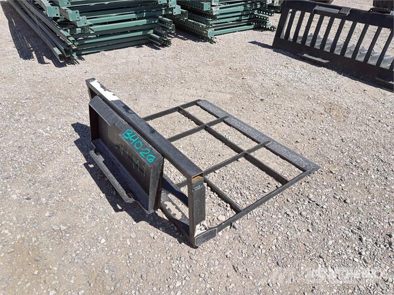 40 in Skid Steer Landplane (Unused) Зубовые бороны