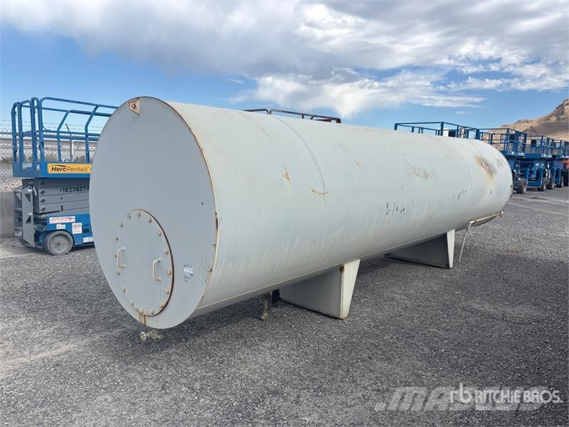  4000 gal Steel Tank صهاريج الوقود والصهاريج الإضافية