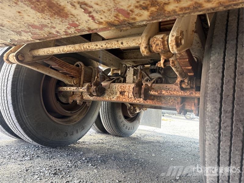 42 ft x 102 in T/A Site Storage Van Trailer 箱體拖車