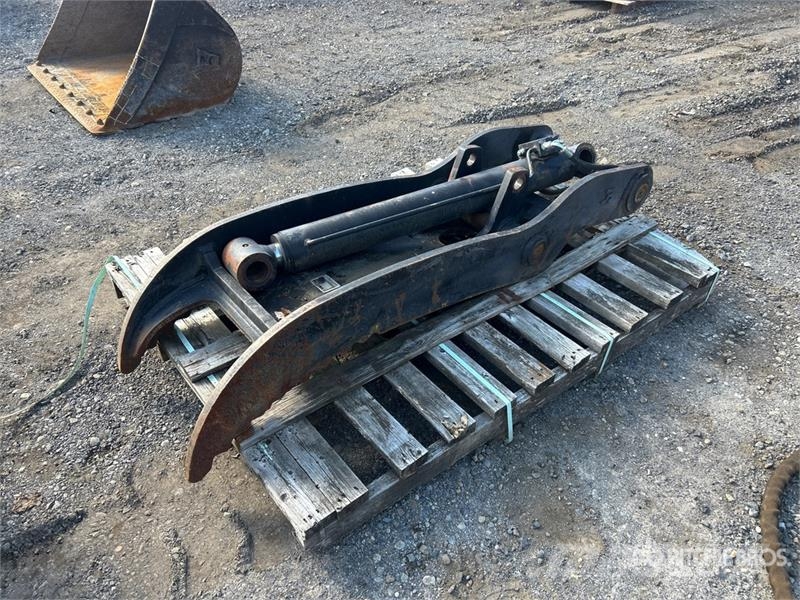  44 in Hydraulic Excavator Thumb Ковши