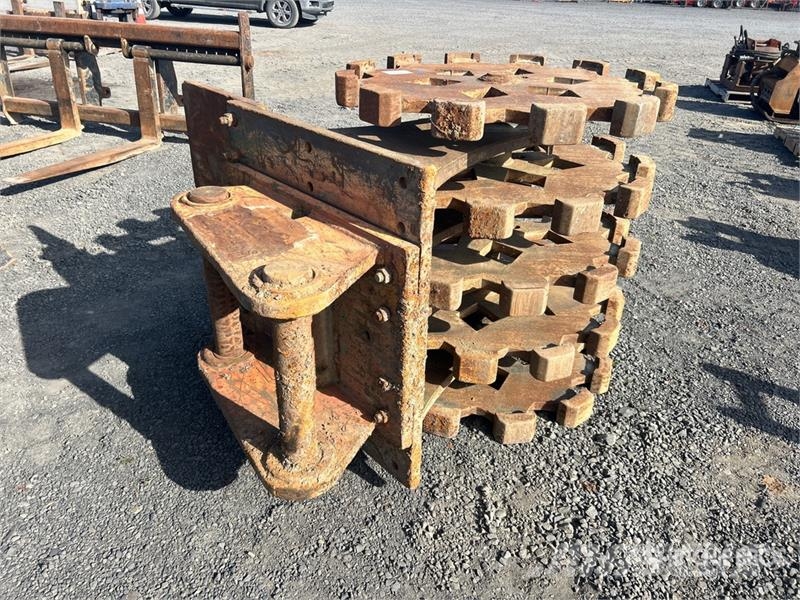 46 in Compaction Wheel Дорожні котки