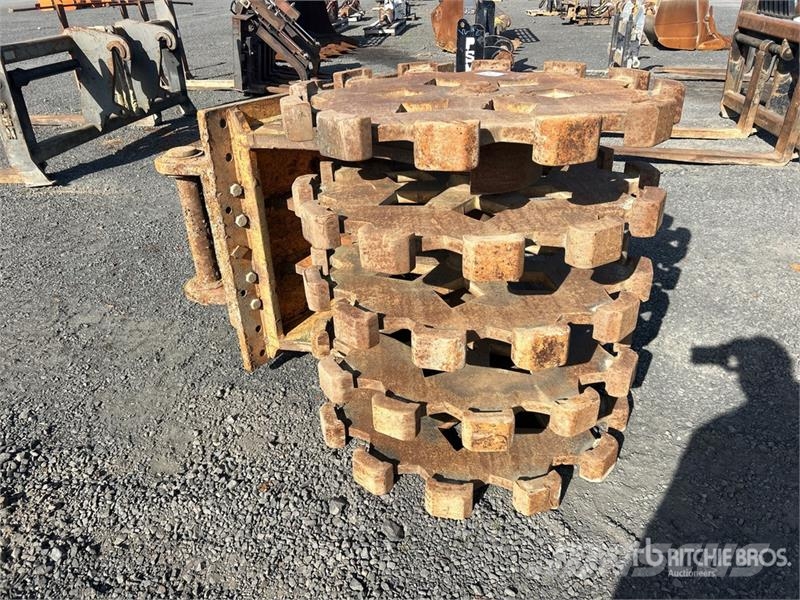 46 in Compaction Wheel Дорожні котки