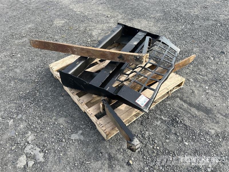 46 in Skid Steer Forks Garfos