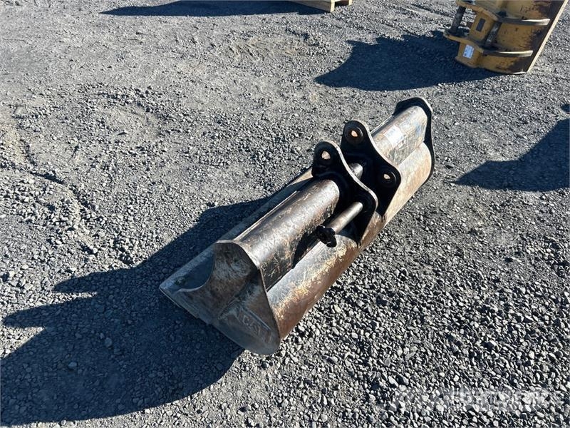 47.5 in Cleanup Excavator Bucket Skovle