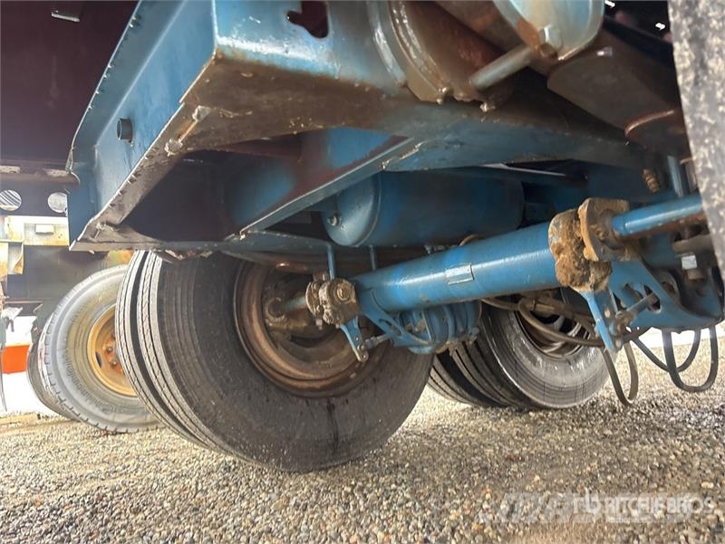  48 ft T/A Flatbed Trailer 自卸半挂车